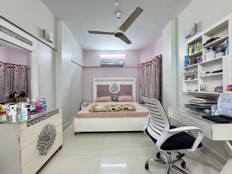 3 bedset with dressing 2