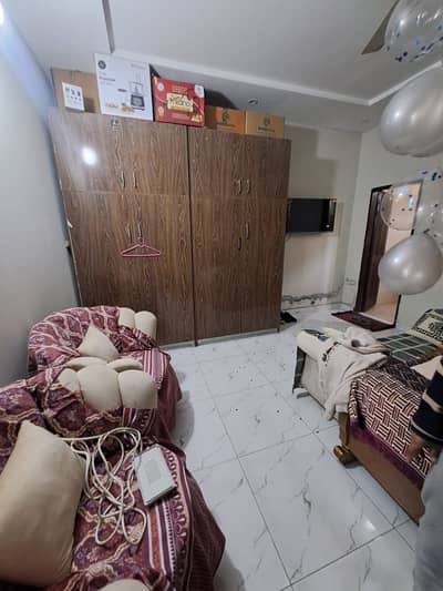 10 marla 2nd floor tile flooring prime location