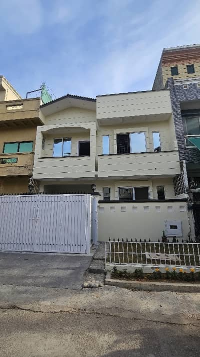 25x40 4 Marla Used house for Sale G-13