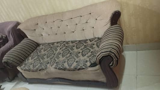 Stylish & comfortable 4 seater sofa set available for urgent sale.