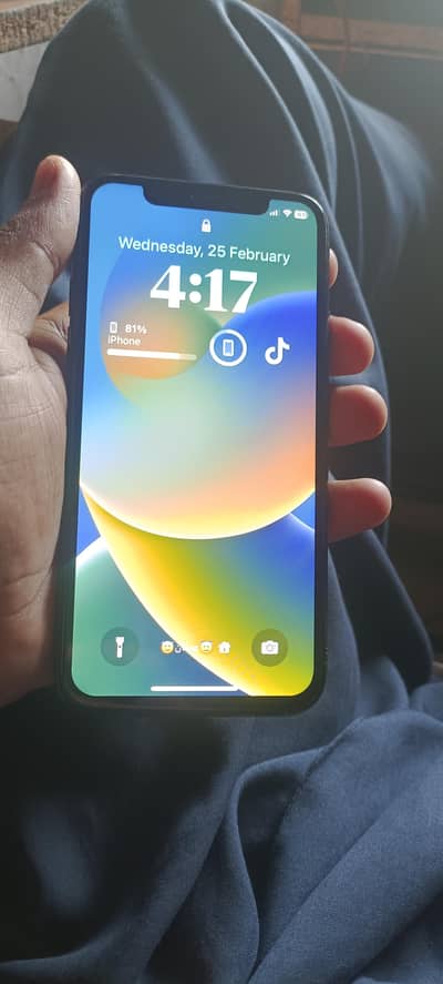 i phone x panel change  battery health 75%