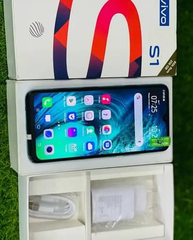 Vivo s1 4ram 128 only WhatsApp number 03251512151