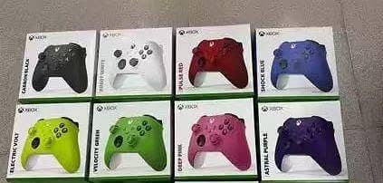 XBOX SERIES S|X CONTROLLERS AVAILABLE FOR SALE BRAND NEW BOX PACK