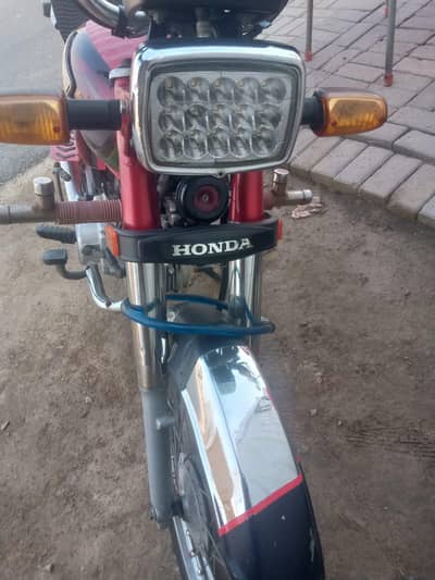 Honda CD70