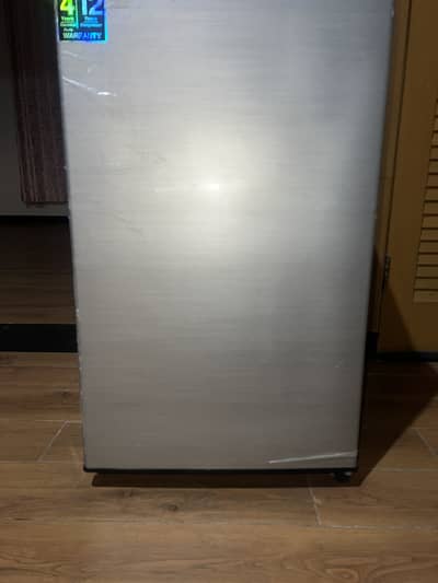 Dawlance REF 9101 SD 9101ND R Silver Black | 4 CFT Bedroom Fridge | 68