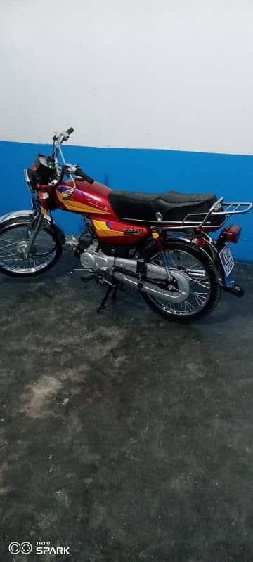 Honda CD70 bike