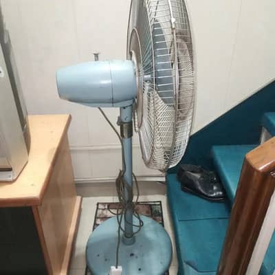 GFC Pedestal Fan in Good condition