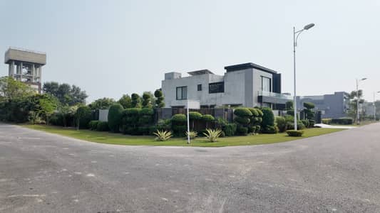 (1 Kanal House + 1 Kanal Lawn) Fully Furnished Modern Corner Bungalow For Sale DHA Phase 7, Block T