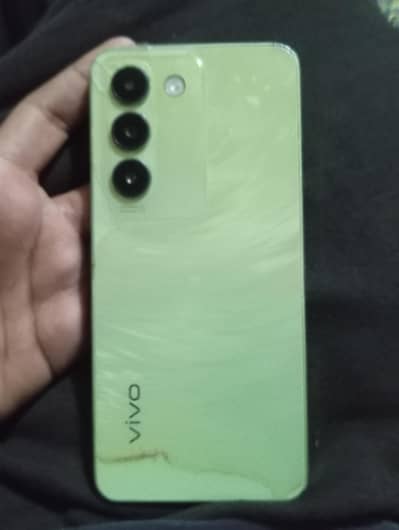 Vivo y100 With Box Charger