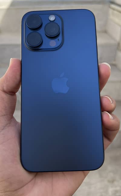 iPhone 15 Pro Max JV