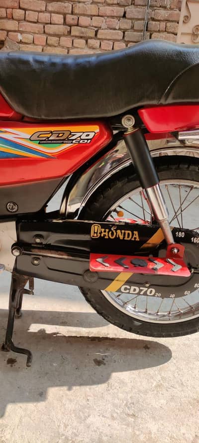 bike me 1 rupes ka kam bhi nhi urgent sell inshallah Jo lay ga Dua day