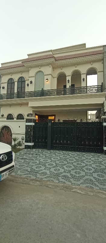 10 Marla Brand New Spanish House For Sale