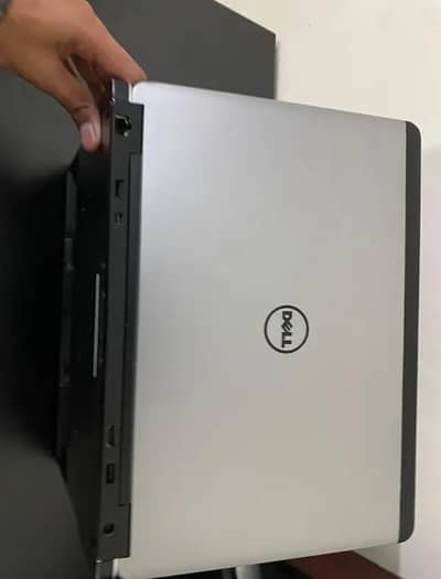  Laptop E7440