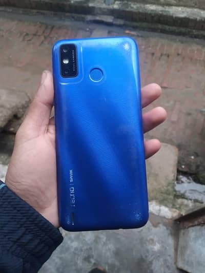 iphone 8 and tecno spark 6 go both for sale argent