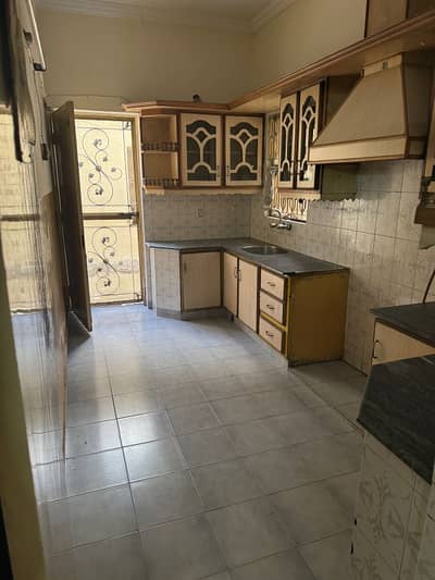 10 marla double storey full house good location