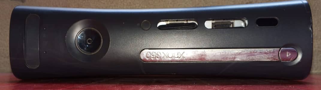 Xbox 360 Elite Jasper 320GB Storage 40 games