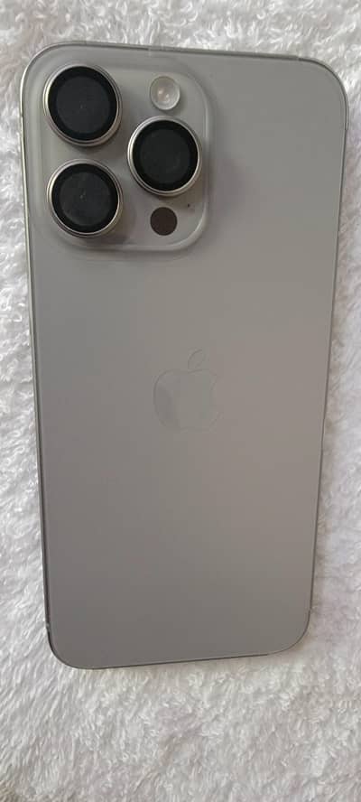 15pro max 89health hk 10/10