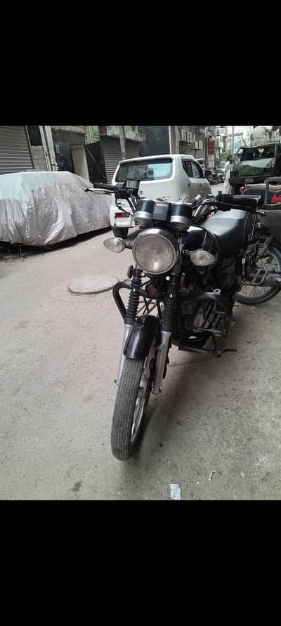 Suzuki GS 150 SE 2021