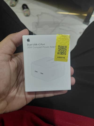 APPLE 35W DUAL  ADAPTER JUST BOX OPEN