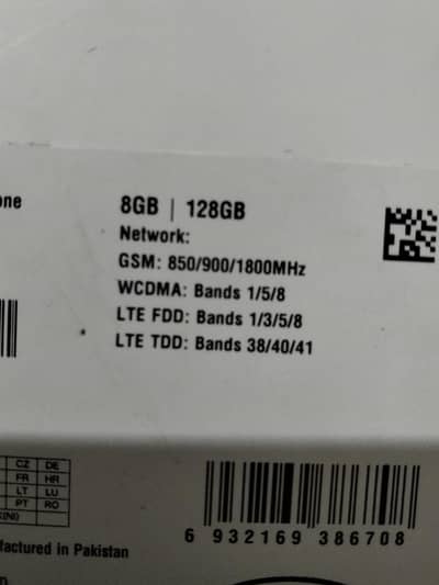 oppo A6x.  8/128 new model 2026