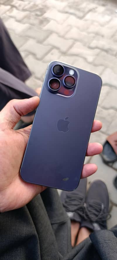 I phone 14 pro max 128 gb