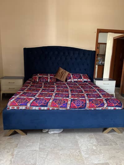 VELVET BED WITH SIDE TABLES & MATTRESS