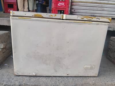 dawlance freezer 2 door