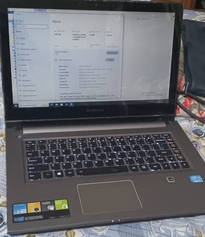 Lenovo IdeaPad zabardast condition Mei Reasonable Price