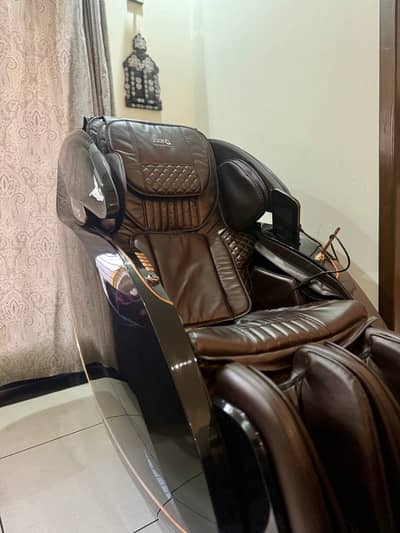 LATEST ZERO USPACE MASSAGE CHAIR