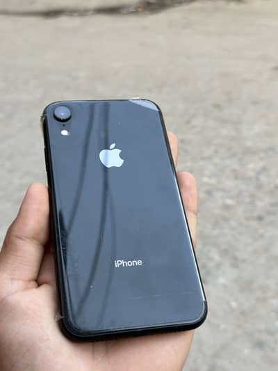 iPhone XR