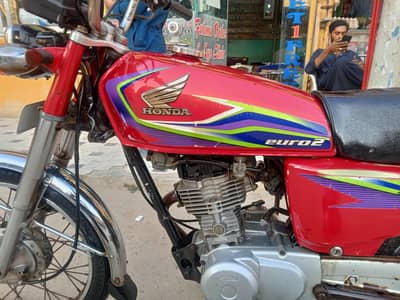 Honda cg 125 Karachi num 2017 model engine totally company fited