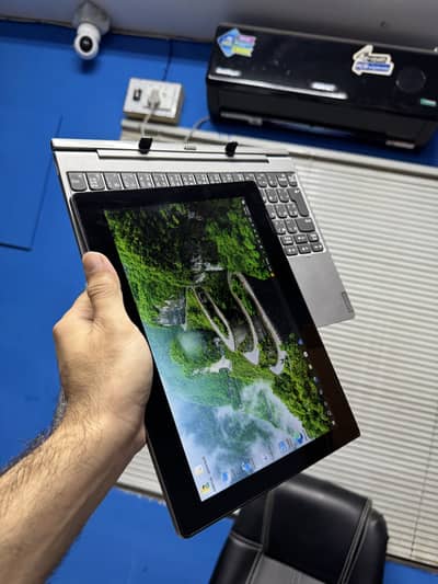 LENOVO laptop plus tablet 2 in 1 dual core processor 4GB RAM 64 GB SSD