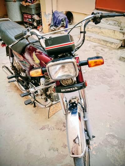 Honda cd70 2020