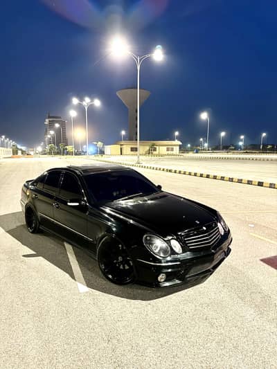 Mercedes E Class 2003 amg kited