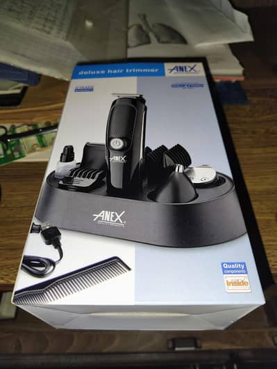 beard trimmer with comb