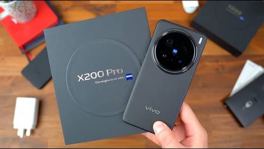 vivo x 200 pro 16 512 one year warranty with vip card