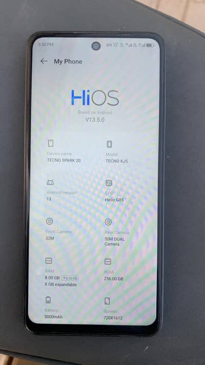  TECNO Spark 20 (8GB/256GB) – Rs. 22,000