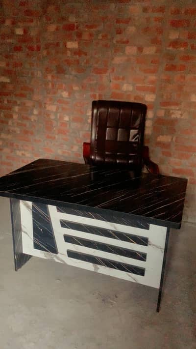 1 month use office table chair  contact me only WhatsApp 03434263192