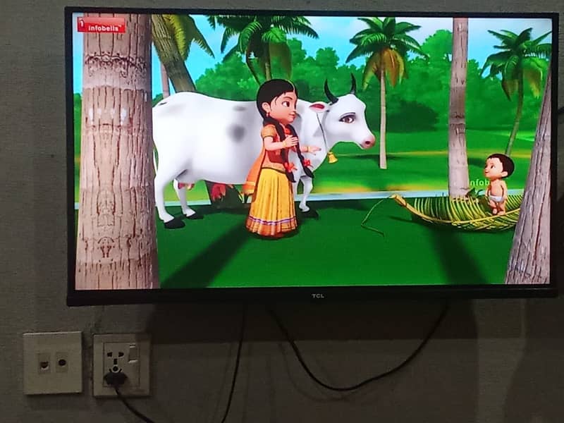 TCL LCD 1