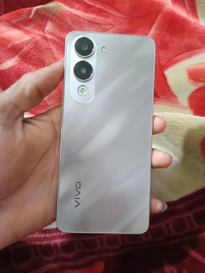 vivo y04 new modal 4gbram 64gb momery