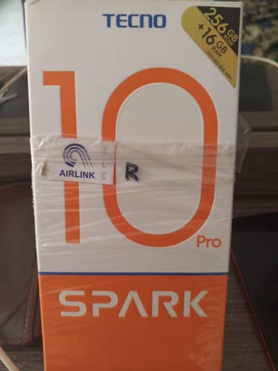 Tecno 10c  8/256