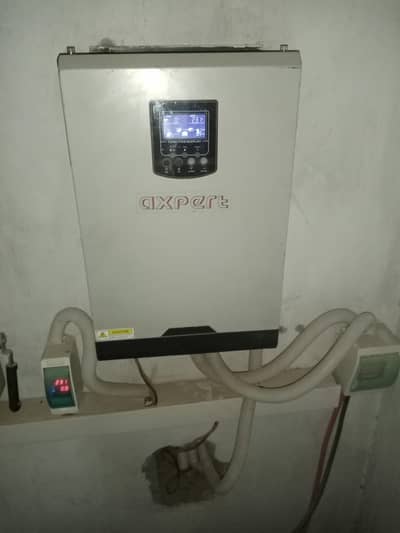 Axpert soler invter 3kv and 8 soler panals 340 watt