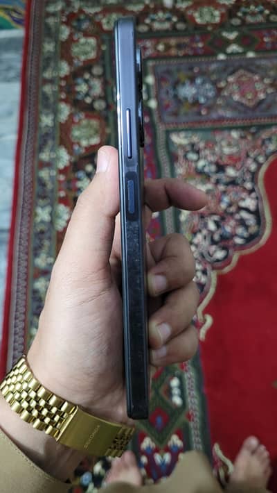 ** INFINIX NOTE 30 **