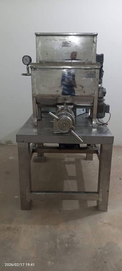 Pasta Macroni Machine Operator