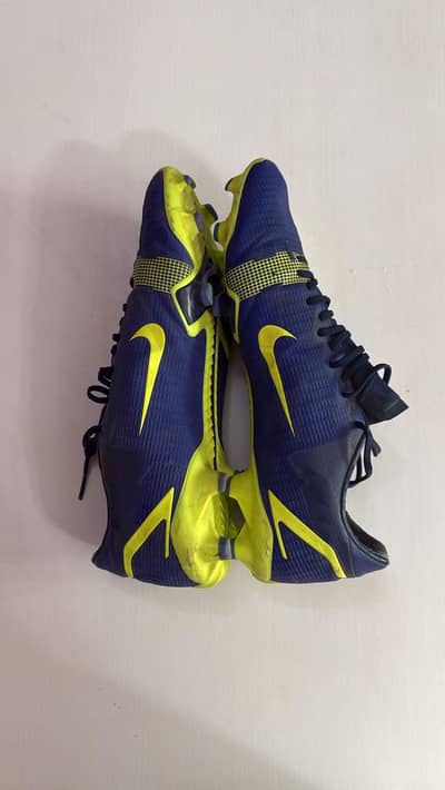 Mercurial Vapor 14 Academy FG/MG