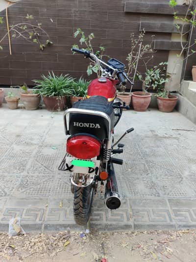 Honda CG 125 Red 2011 2nd owner – Good Condition – Original Card
