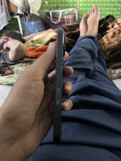 I phone 13 Non pta with charger