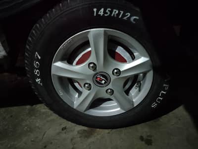 12 r 145 tyer with rims