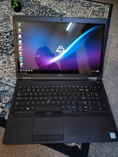 Dell Latitude E5570 (i5-6th-Gen, TouchScreen FHD, 2GB GPU)
