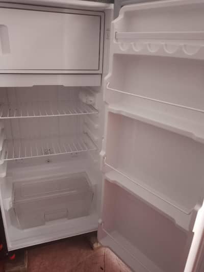 Dawlance 1 door fridge